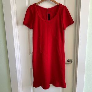 St. John Red Woven Short Sleeve Scoop Neck Knee Length Shift Dress Size 12